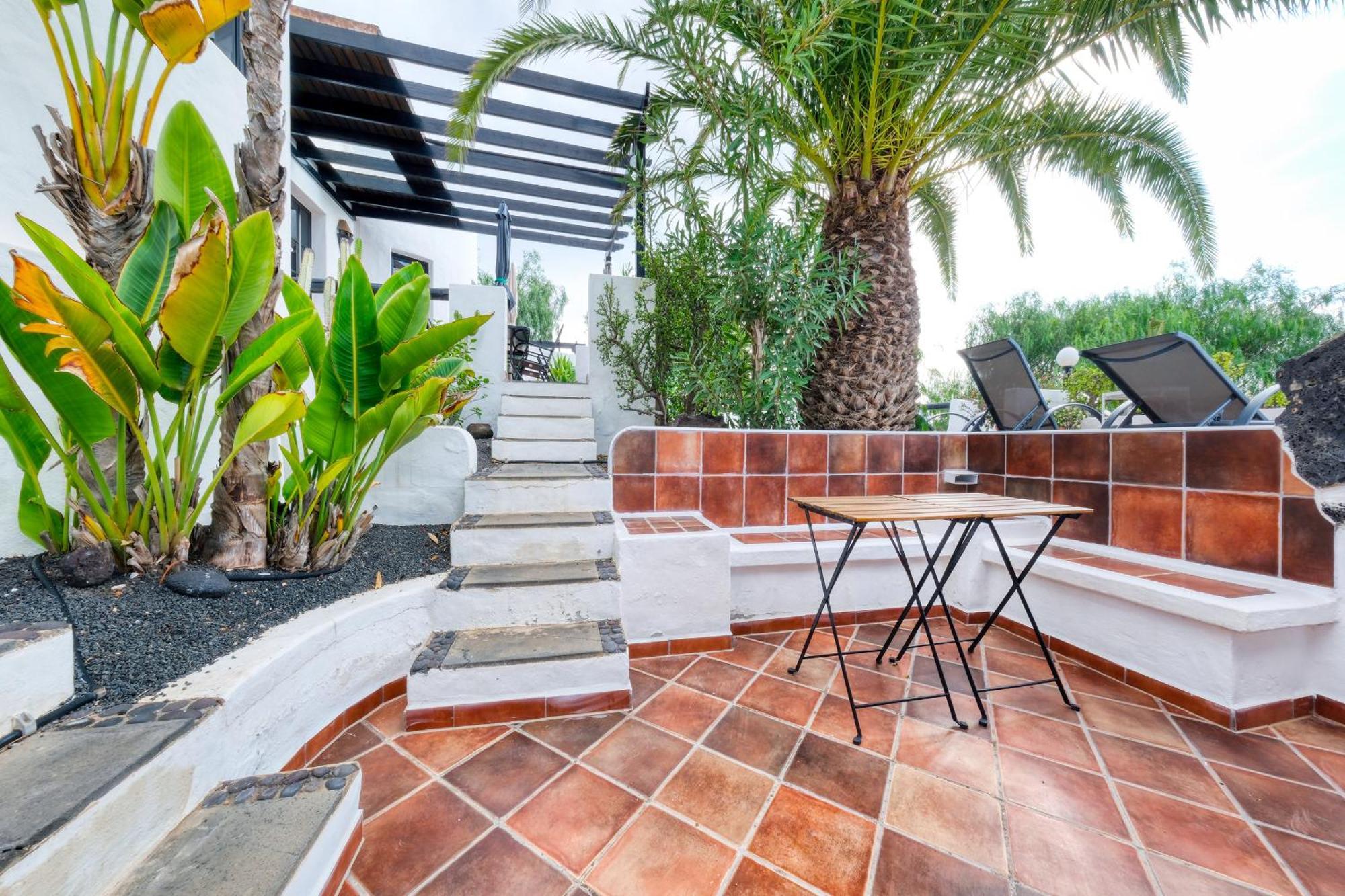 Casa Felix - Private Pool, Pool Table And Bbq By Lanzarote Vacation Homes Holiday home *