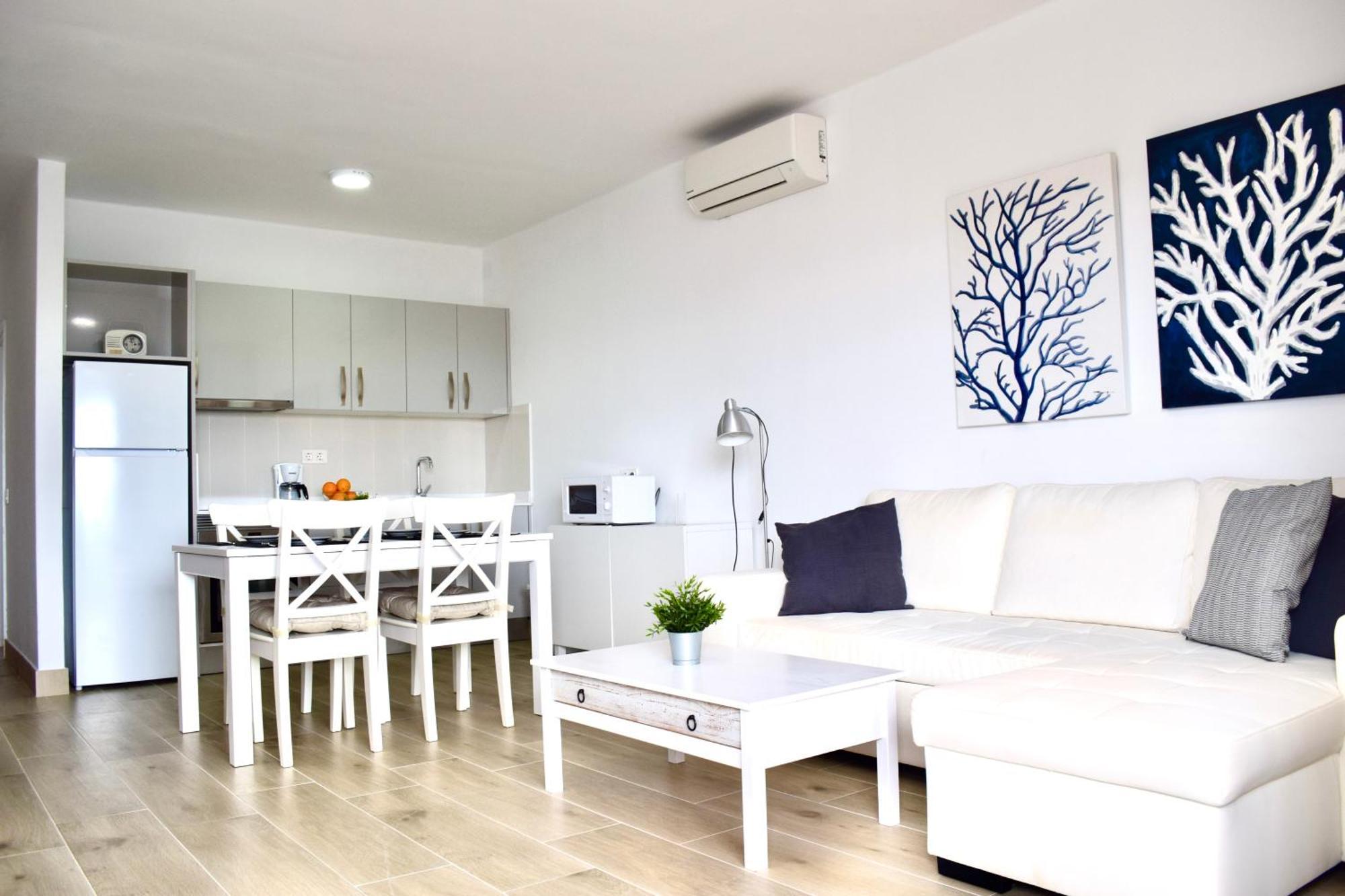 Apartment Acuario Close To The Tias