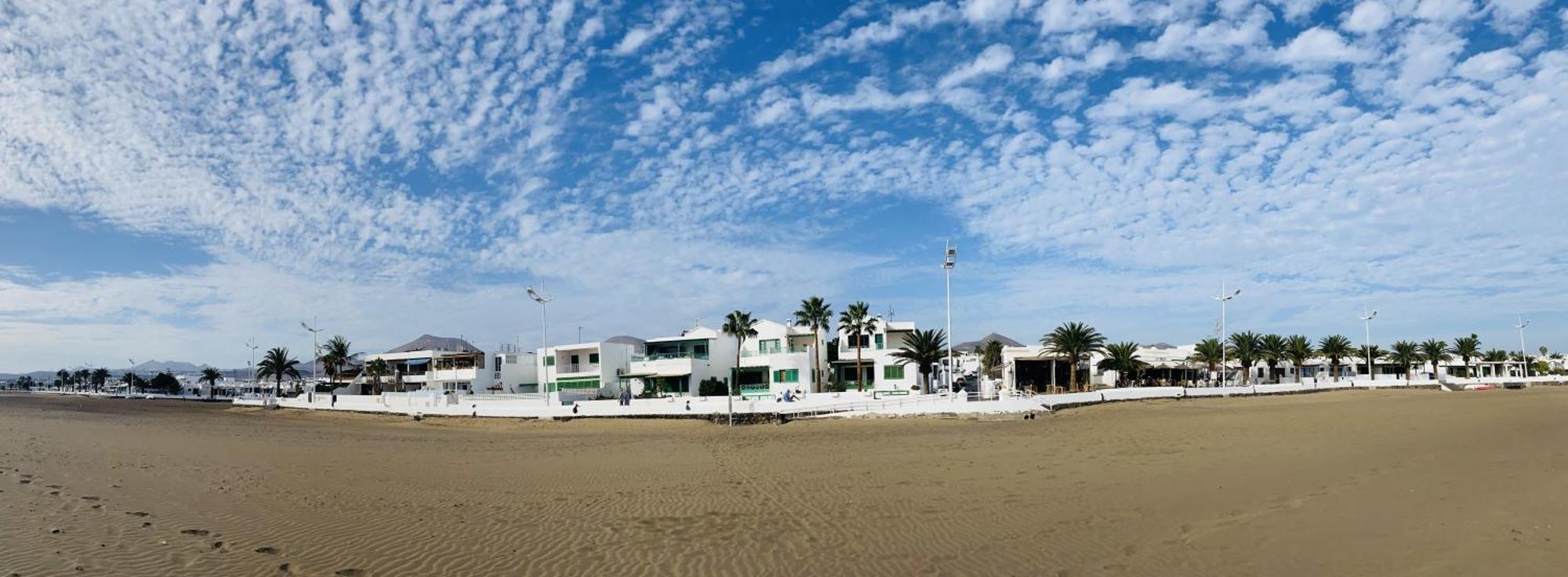 Apartamento Vista Sol Y Mar, Playa Honda, Lanzarote *