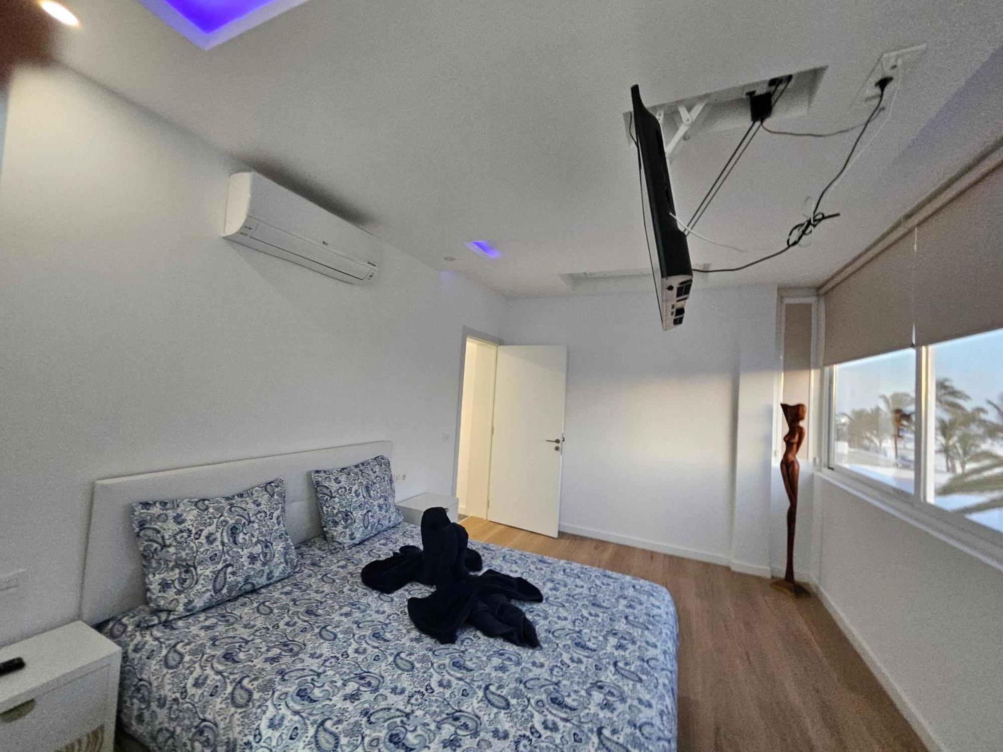 Blue Moon Villa Tias