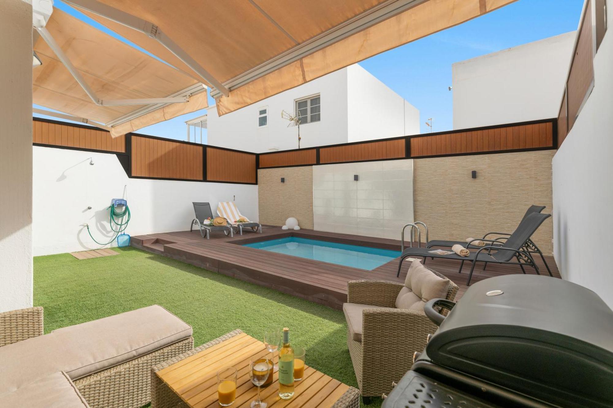 Villa Berkana De Lujo Con Piscina Playa Honda (Lanzarote)