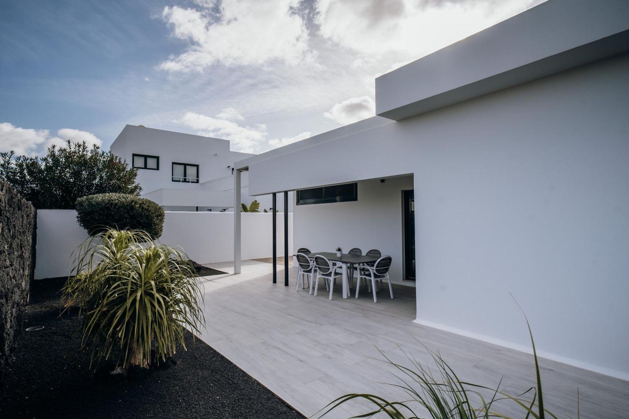 Villa Lava Dreams