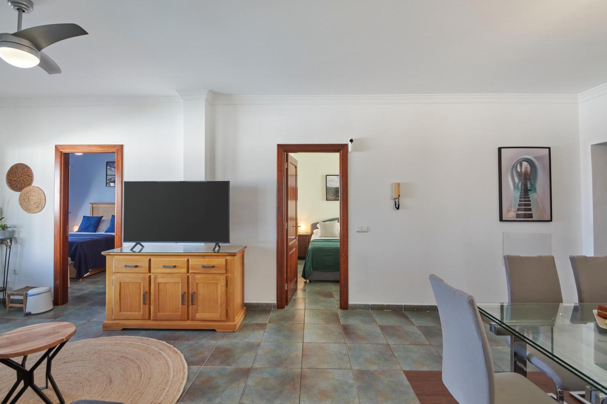 Vino, Altos - Heated Pool, Ac, Panorama Sea Views Villa *