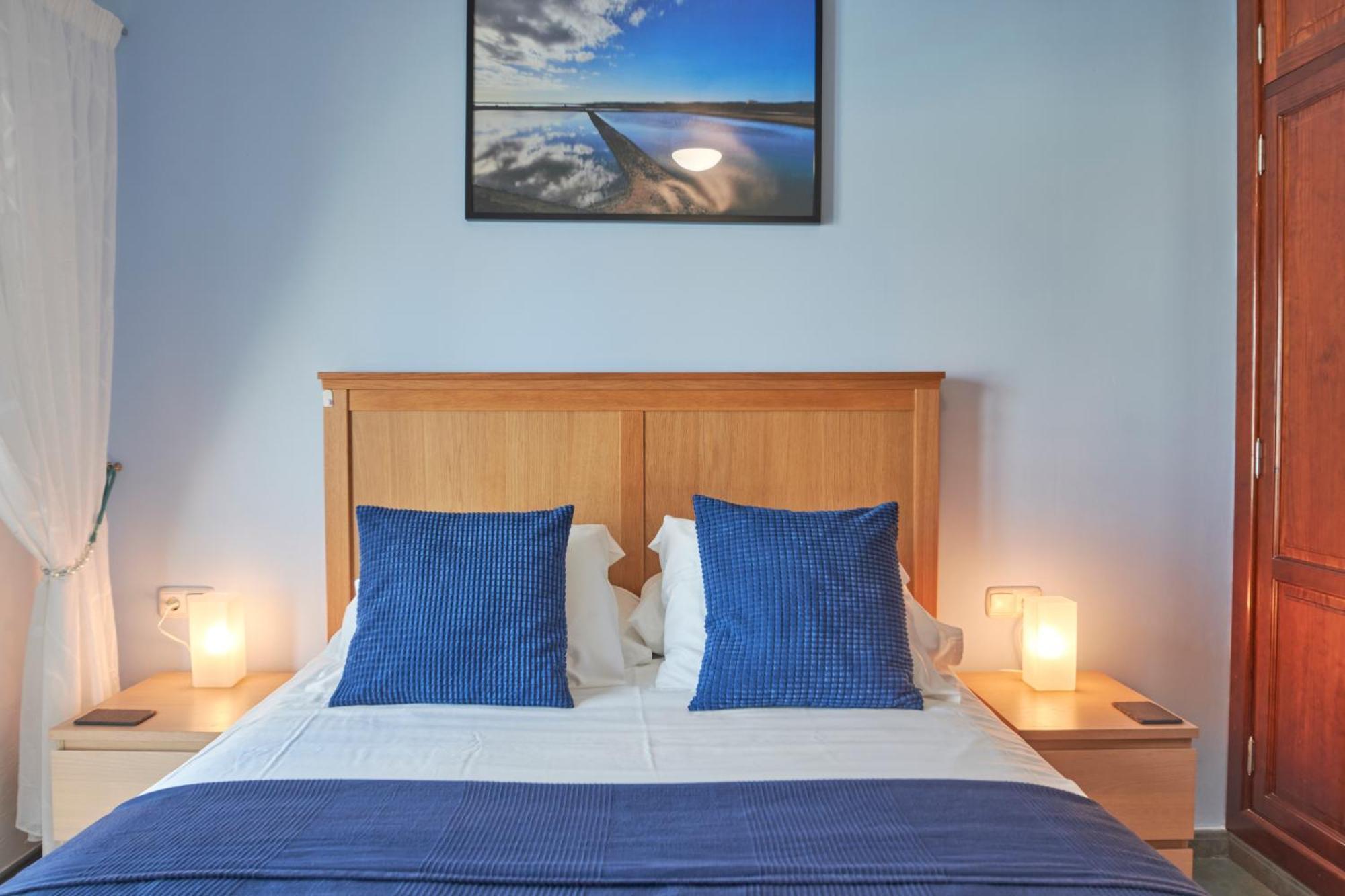 Vino, Altos - Heated Pool, Ac, Panorama Sea Views * Playa Blanca (Lanzarote)