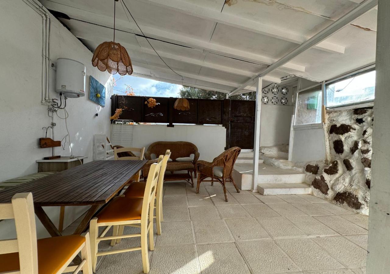 Antigua Casa Del Cura Apartamento Tías