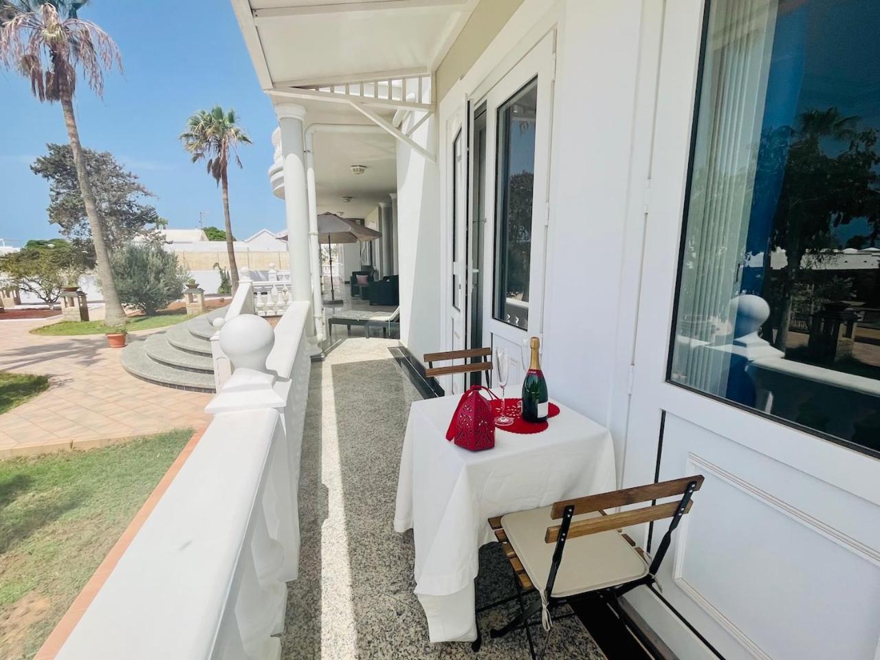 Kishni, Peaceful And Luxury Arrecife (Lanzarote)