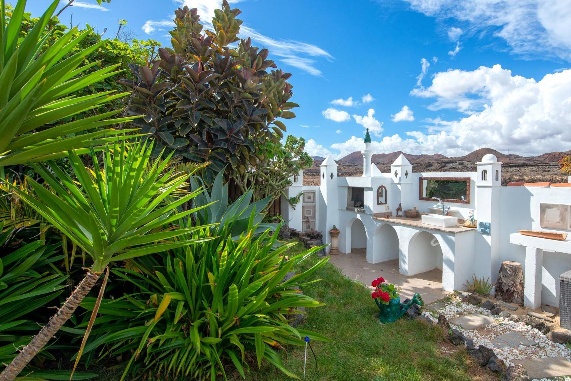 House Of Dreams * Charco del Palo