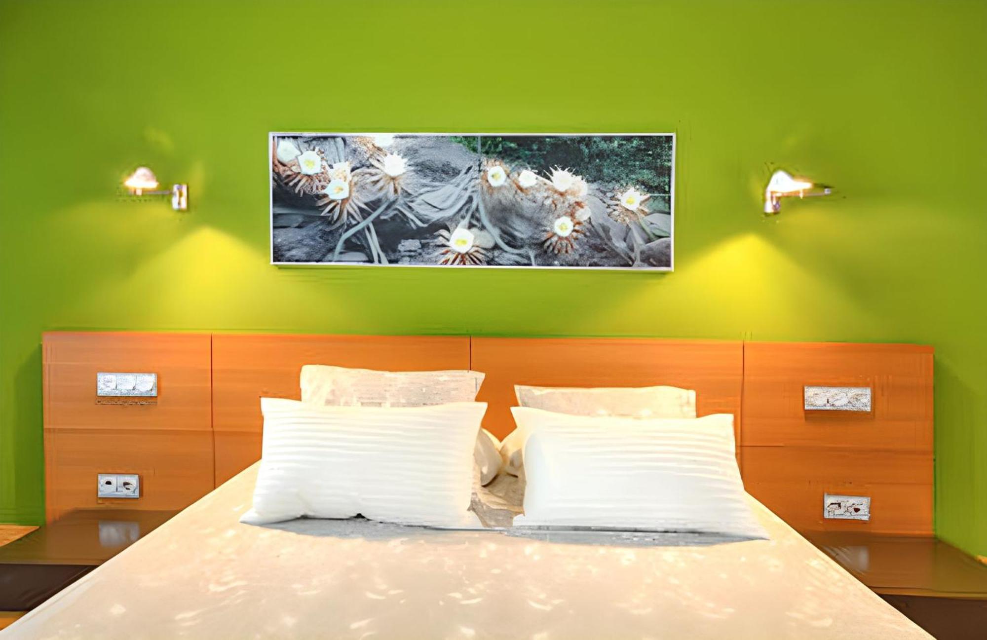 Villa: Beachside Retreat With Pool & Wi-fi * Playa Blanca (Lanzarote)