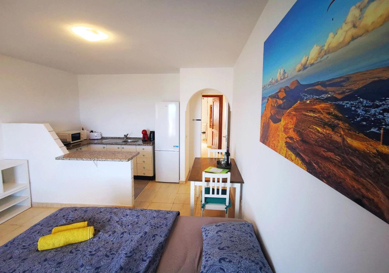 Apartamento Abajo, Casa *