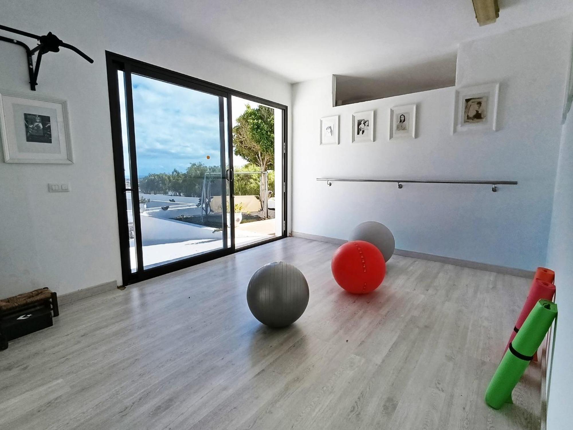 Lilli - La Maison De La Danse * La Asomada (Lanzarote)