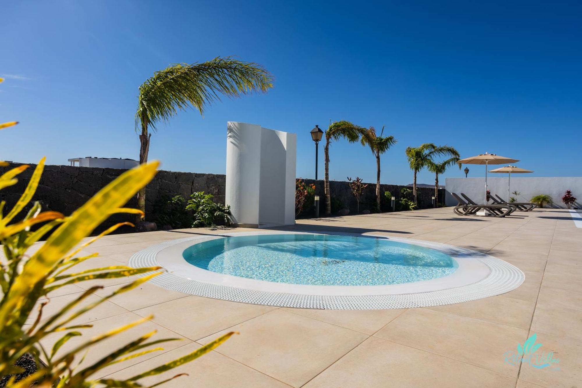 Villa Serena 30 *