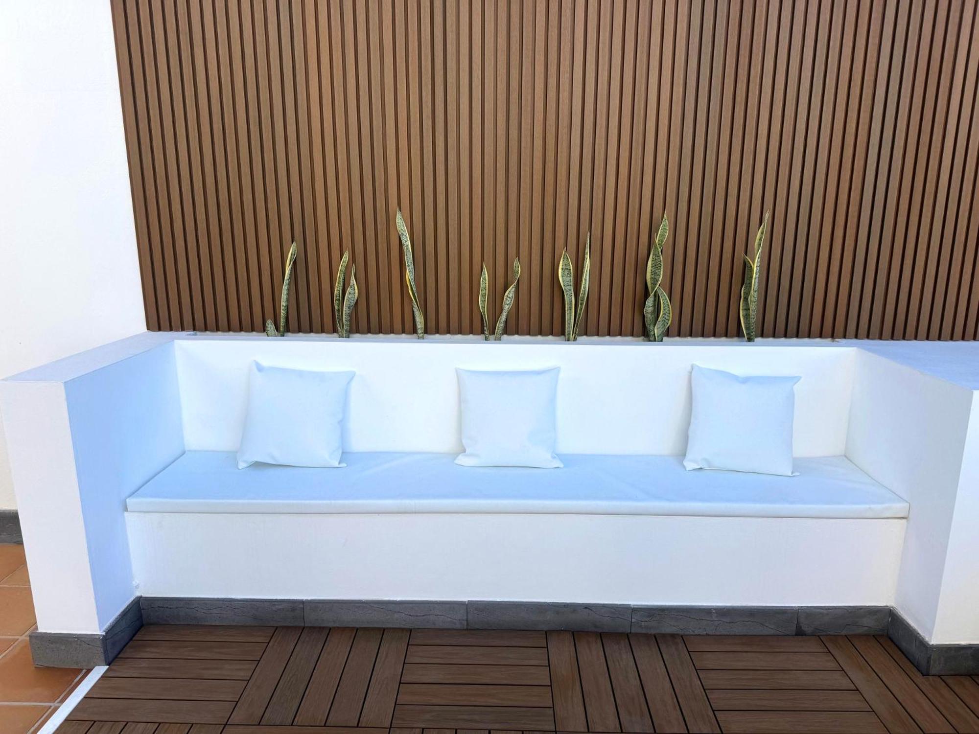 Dedalos - A Luxury Large With A Heated Pool In Puerto Calero
