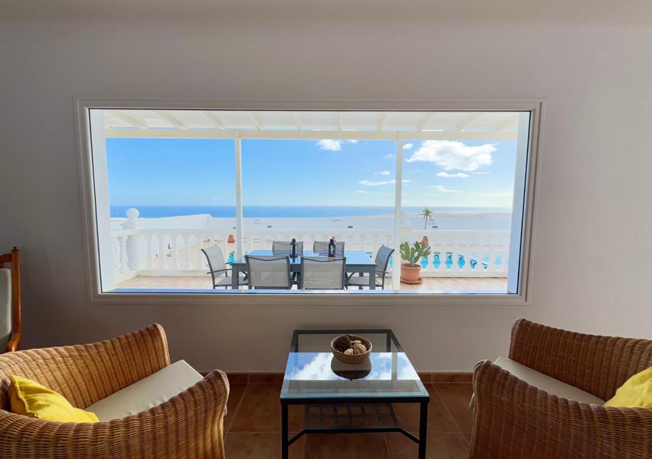 La Ventana Al Mar Villa *