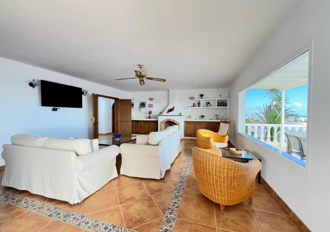 La Ventana Al Mar Villa *