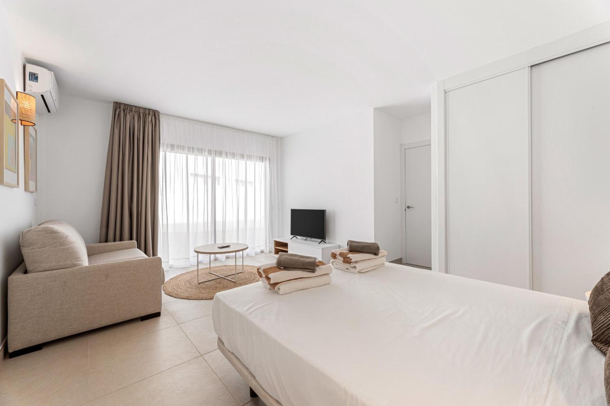 Famara - Vipvipvillas * Playa Blanca (Lanzarote)