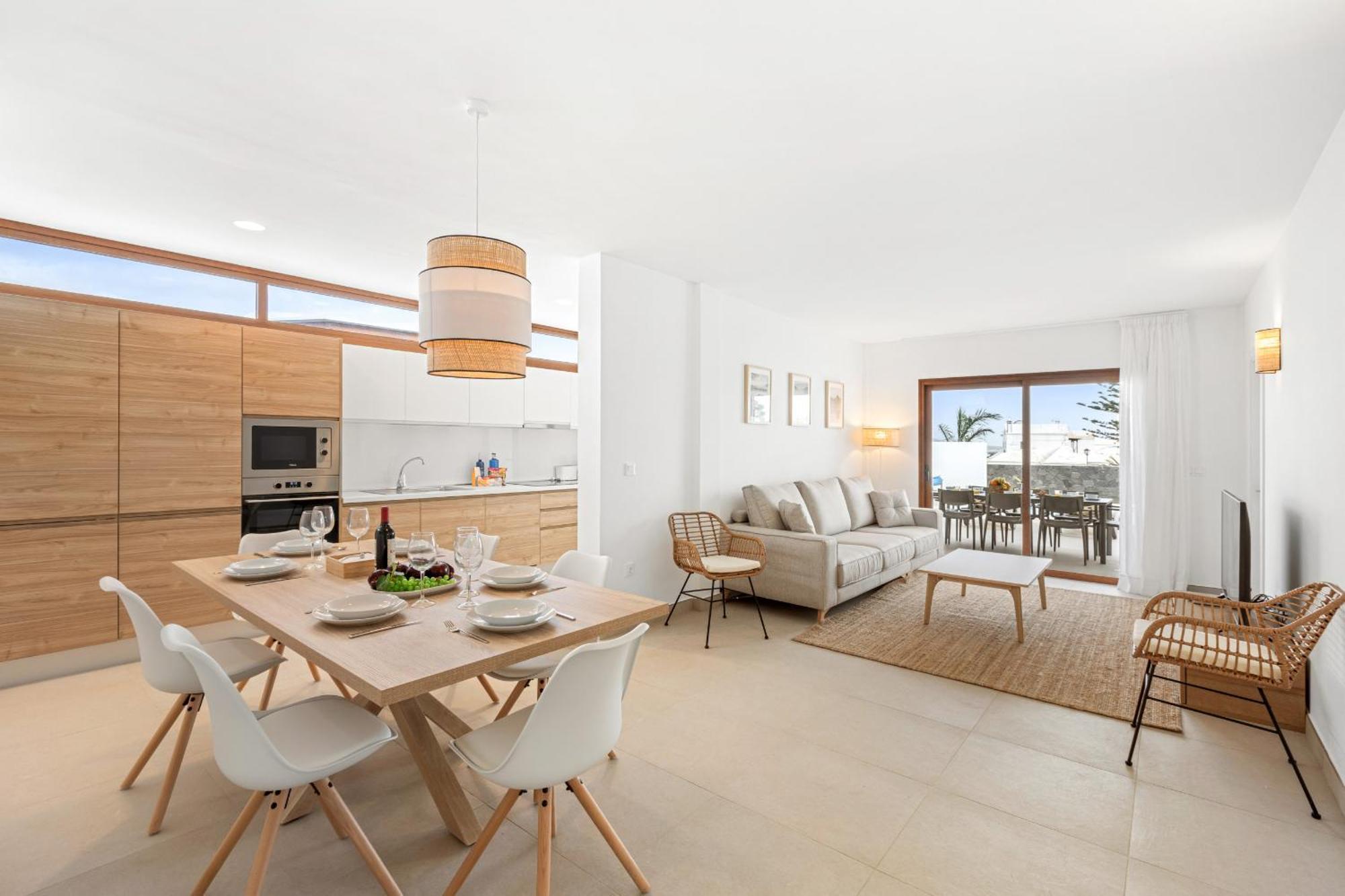 Famara - Vipvipvillas * Playa Blanca (Lanzarote)