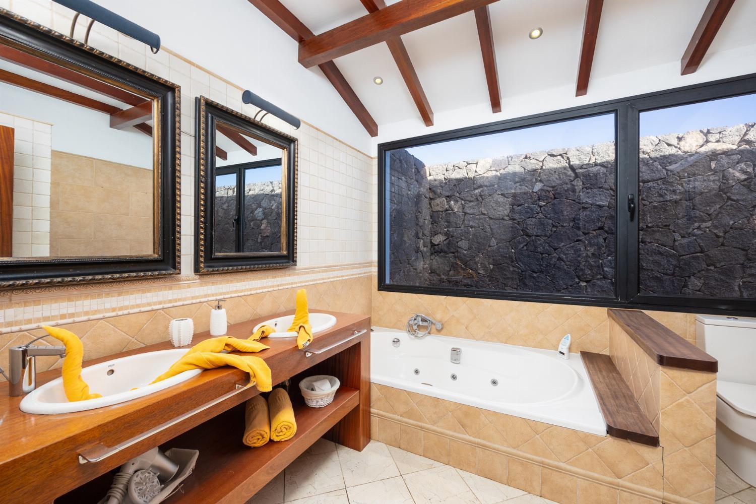 Villa Hero Tías