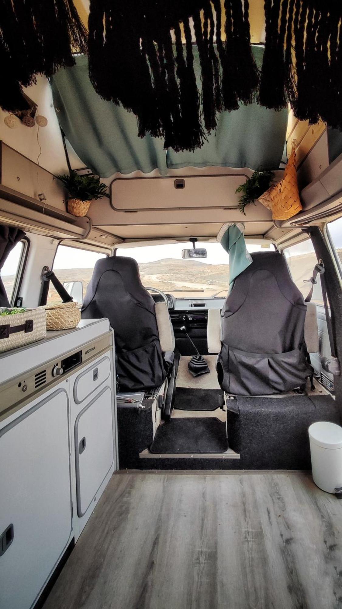 Camelvans Lanzarote California Volkswagen T3 Famara