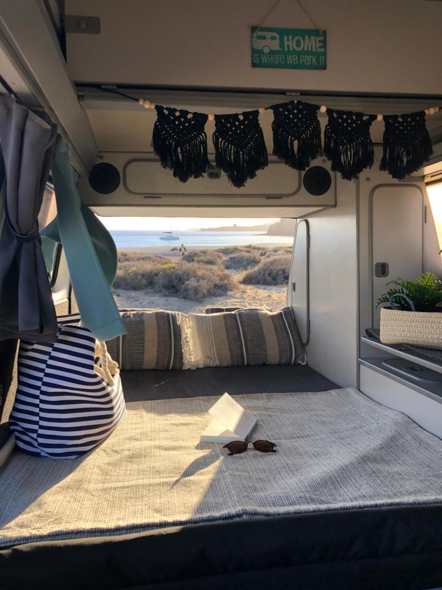 Camelvans Lanzarote California Volkswagen T3 Camping