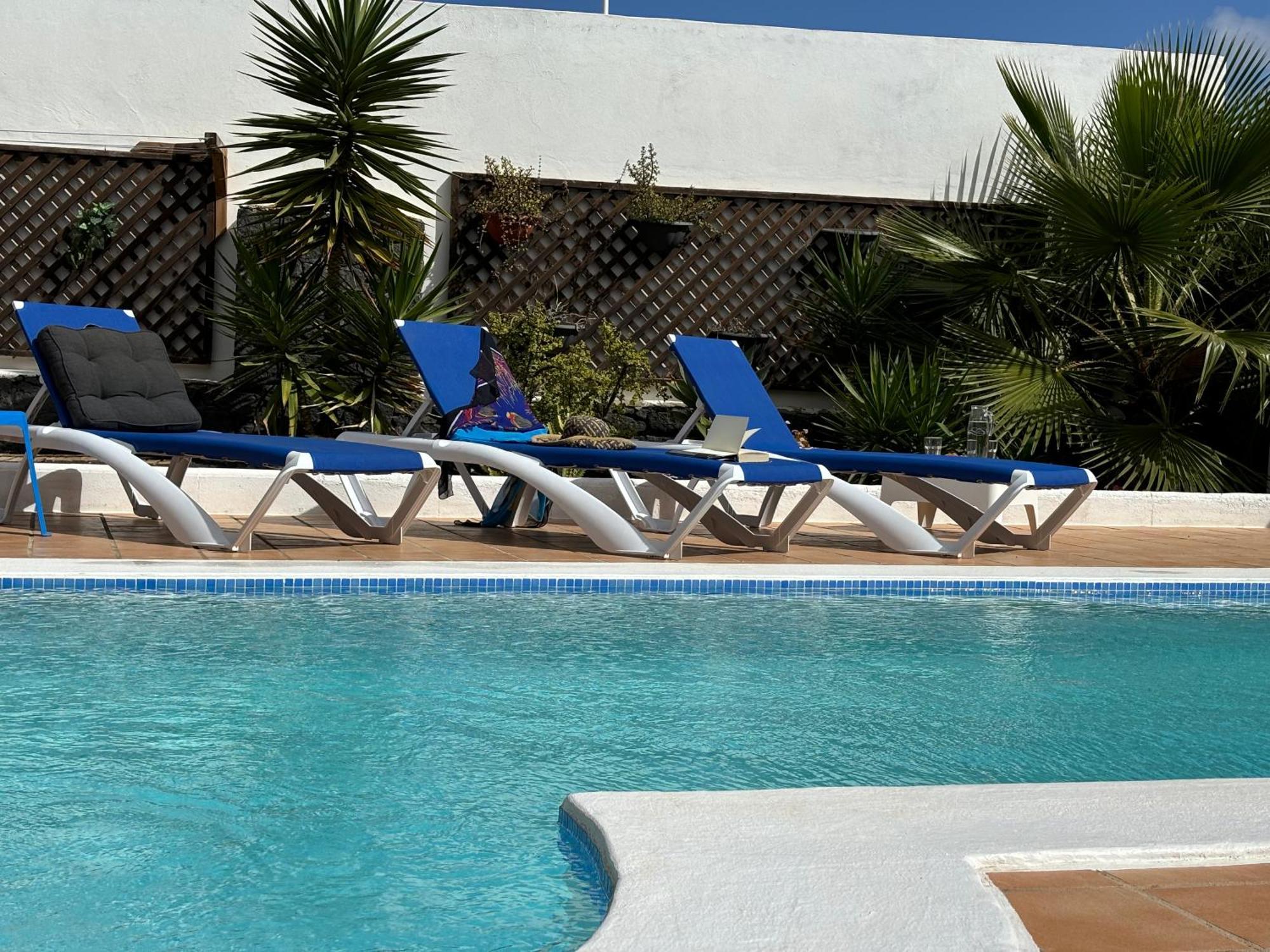 Adel 56, Private Heated Pool, Parking * Playa Blanca (Lanzarote)