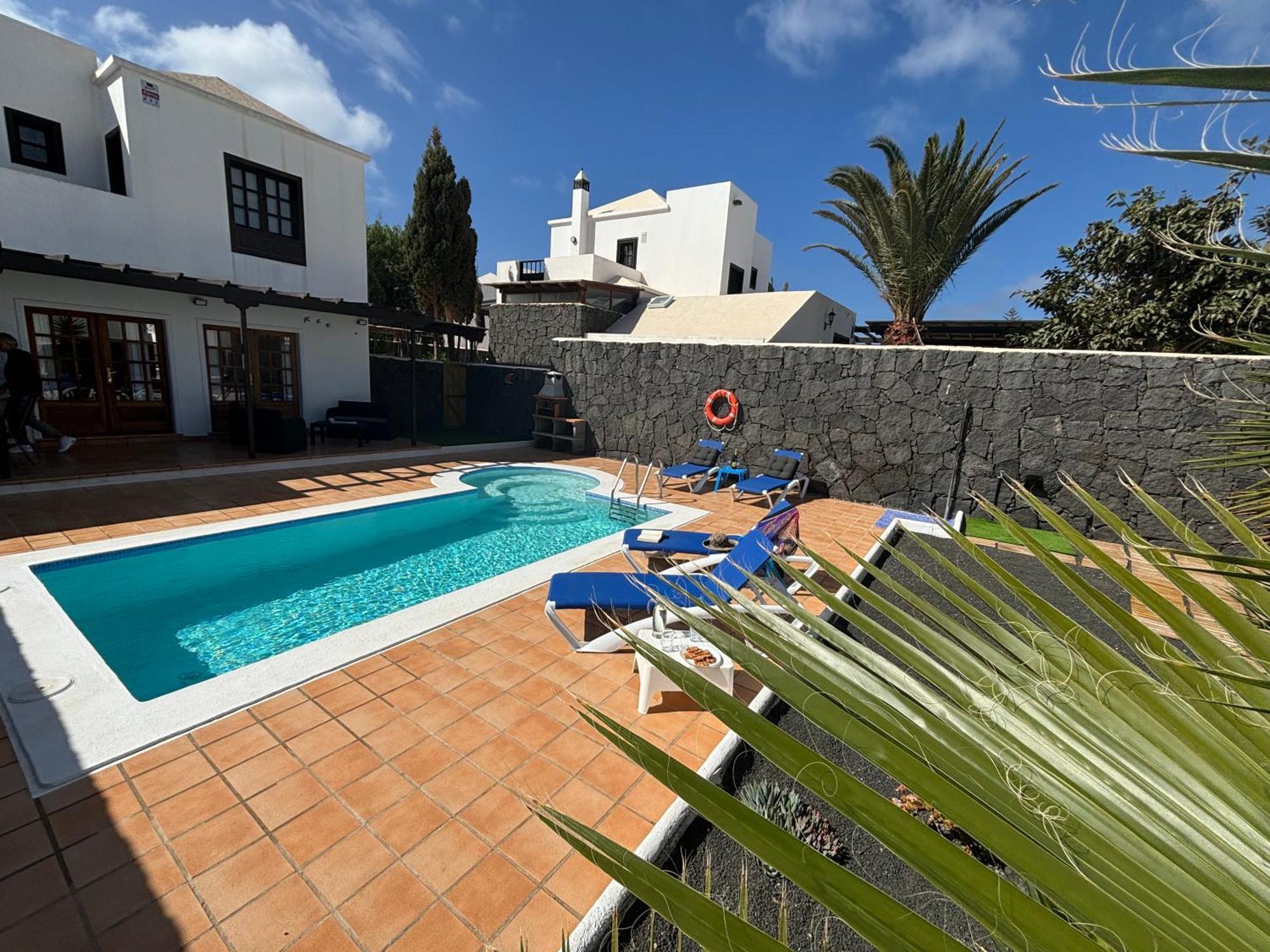 Villa Adel 56, Private Heated Pool, Parking *