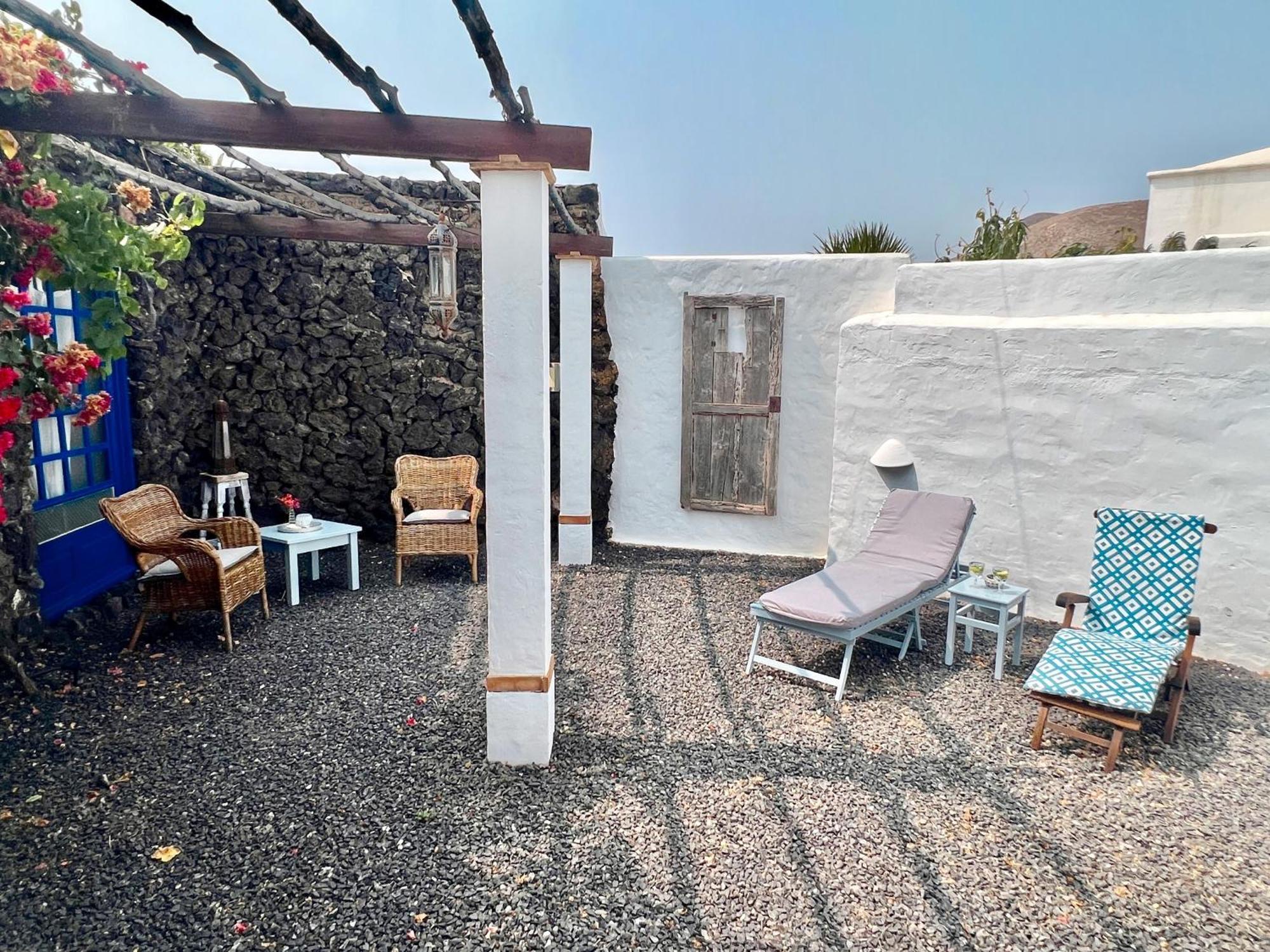 Holiday home Schoen Eingerichtetes La Yazmina Uga