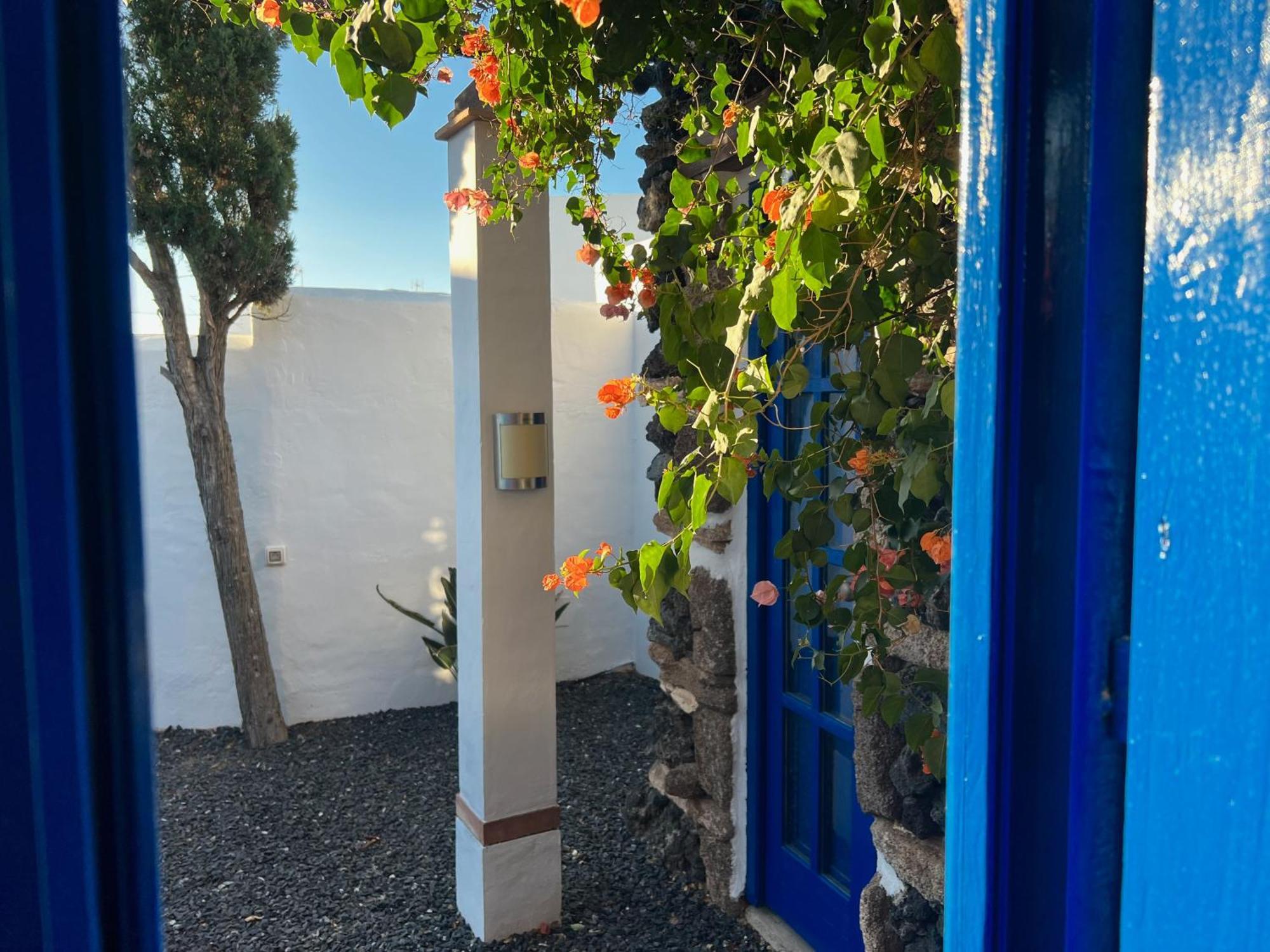 Holiday home Schoen Eingerichtetes La Yazmina Uga