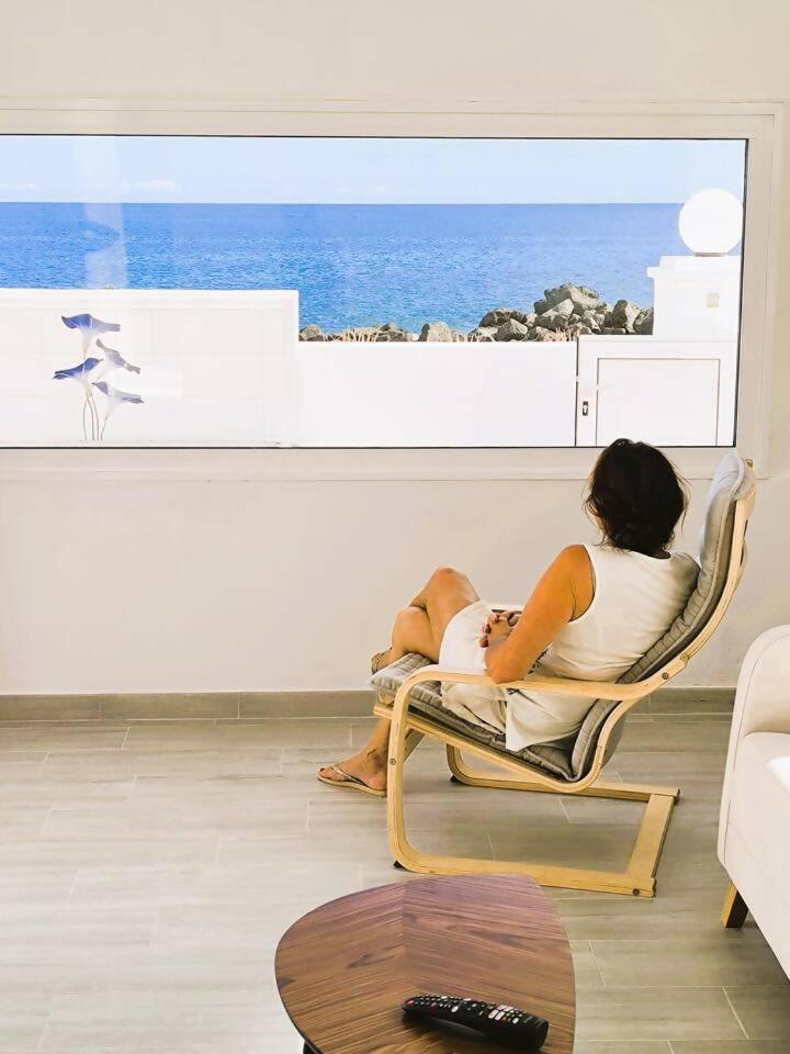Casa Lila Paz Junto Al Mar Guatiza