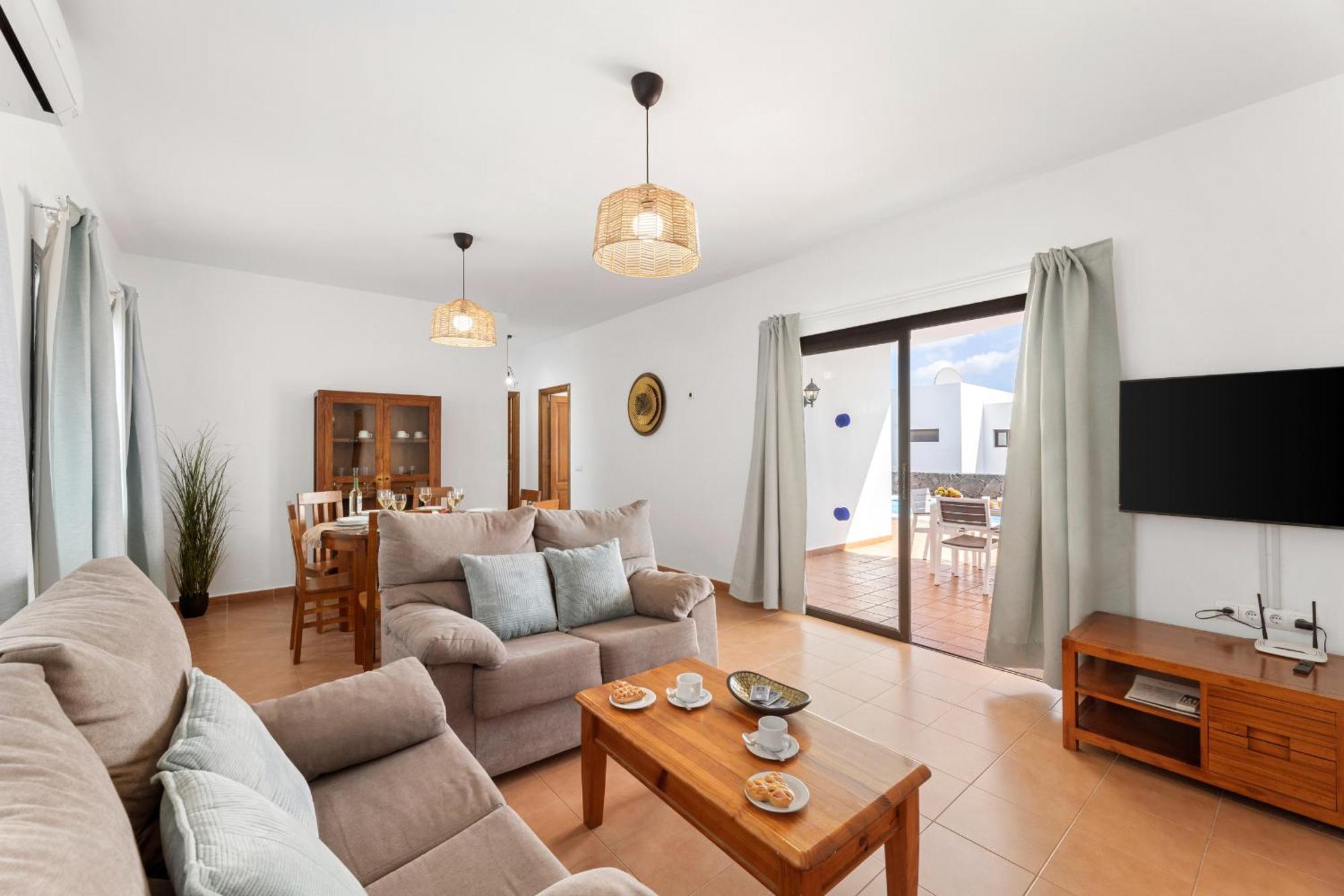 Dafne By Escapehome Villa *