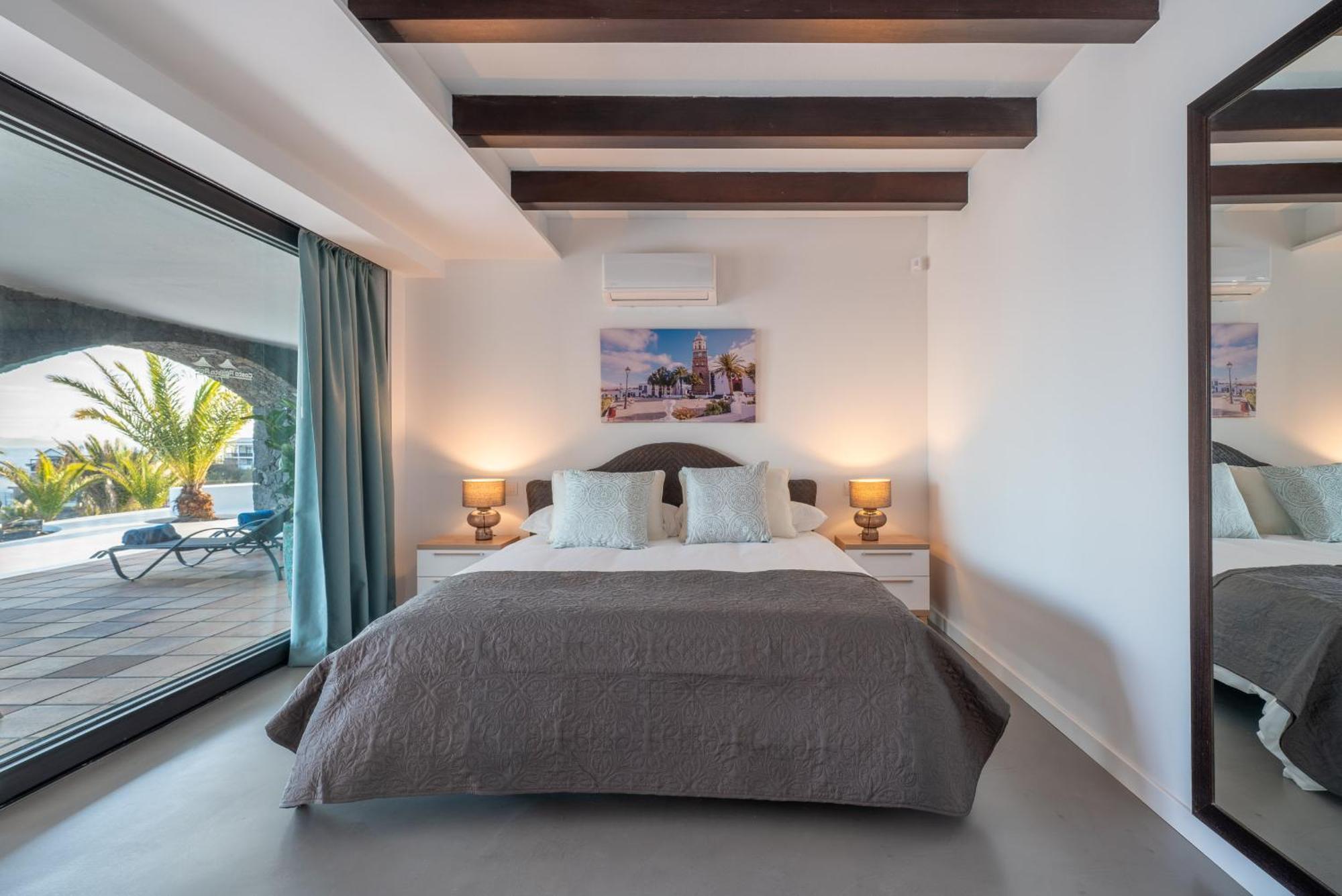 Arcos, Piscina Privada Climatizada Y Jacuzzi Con Maravillosas Vistas Al Islote De Lobos *