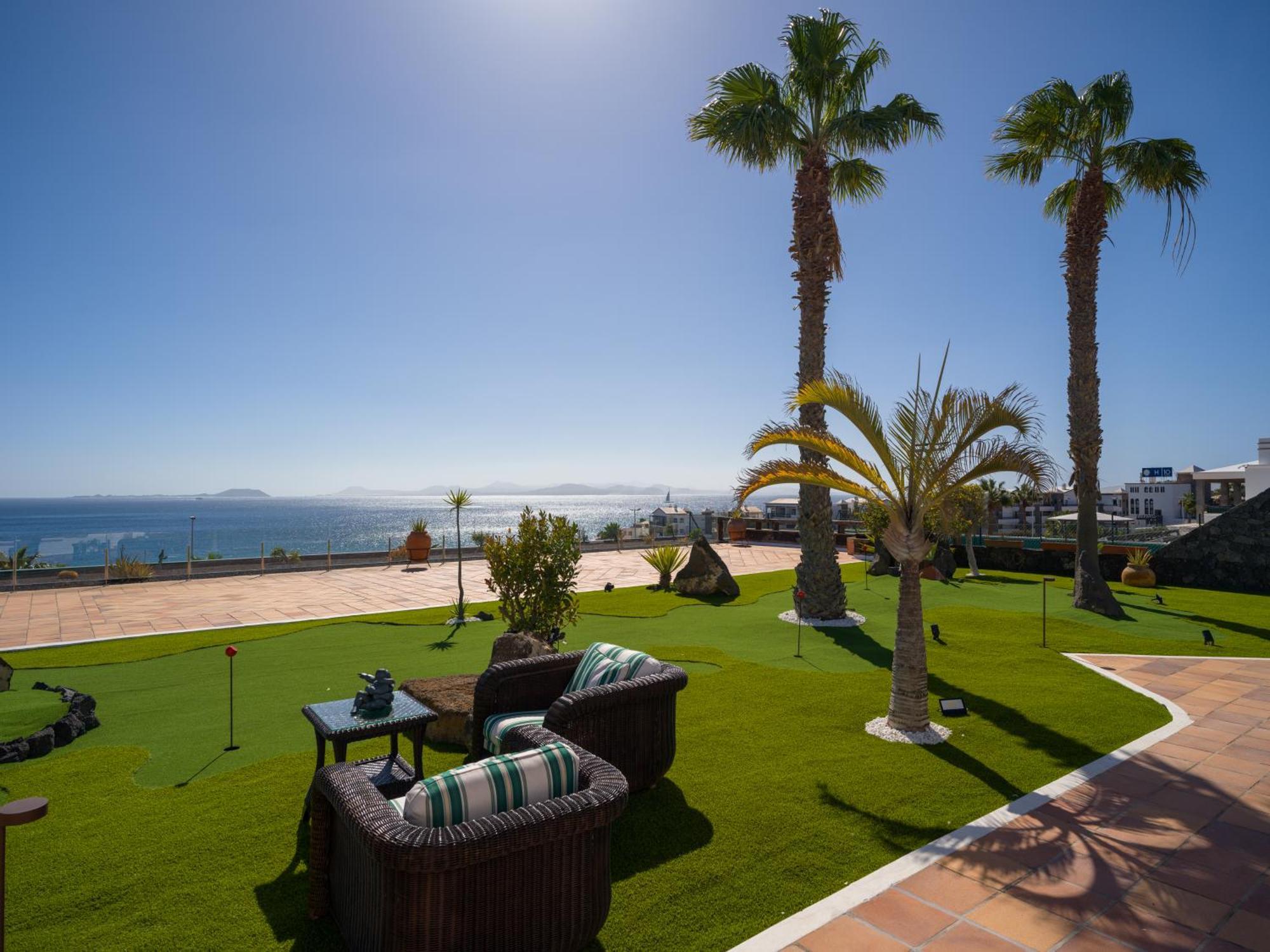 Costa Roja Con Vistas Al Mar, Piscinas, Jacuzzi, Mini Golf Y Padel En Montana Roja * Playa Blanca (Lanzarote)