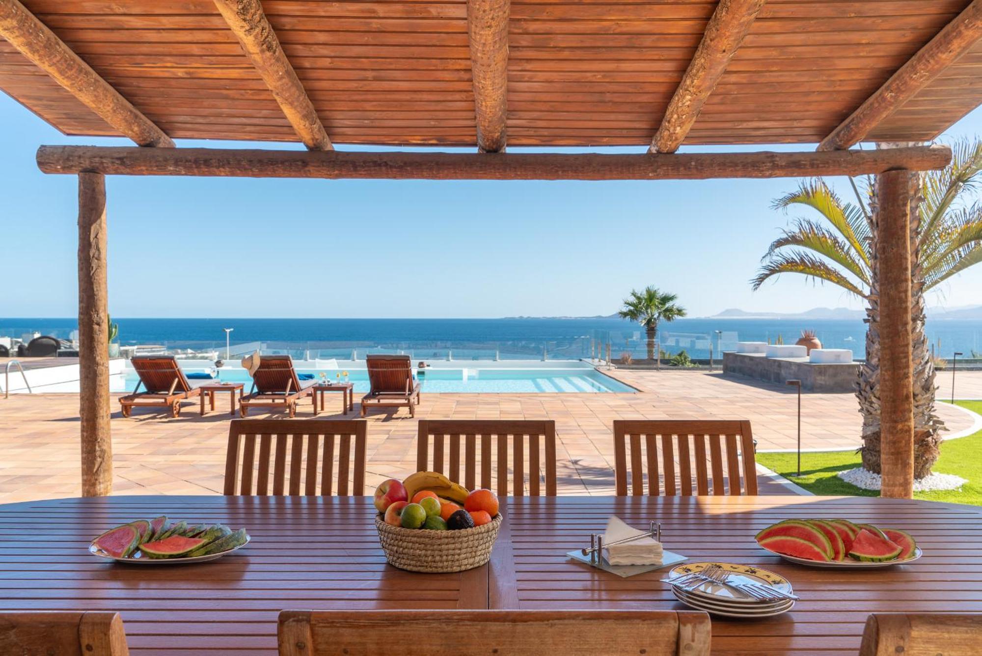 Costa Roja Con Vistas Al Mar, Piscinas, Jacuzzi, Mini Golf Y Padel En Montana Roja Villa *