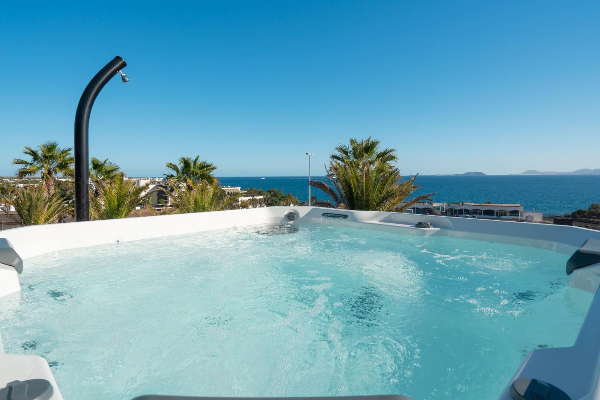 Arcos, Piscina Privada Climatizada Y Jacuzzi Con Maravillosas Vistas Al Islote De Lobos