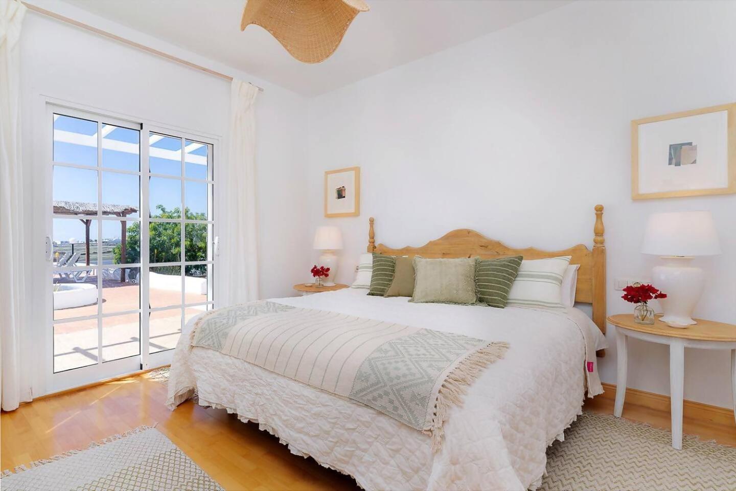 Amazing 3 Bedroom Ocean View With Pool
