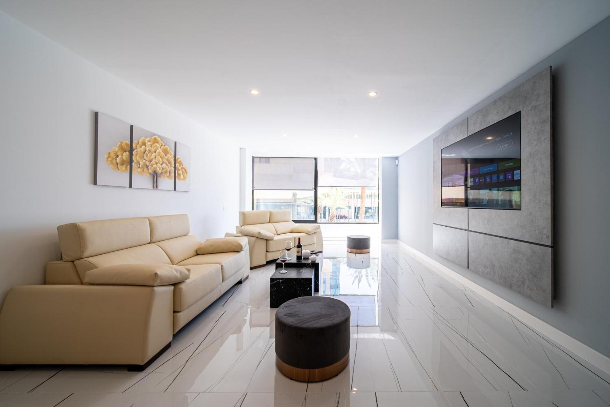 Becky Deluxe 3bd By Hh Apartment Arrecife (Lanzarote)