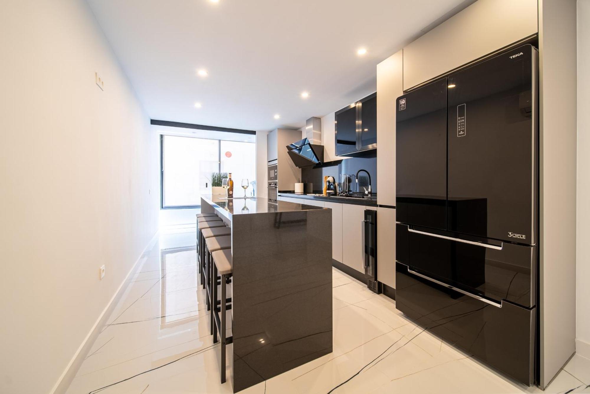 Apartment Becky Deluxe 3bd By Hh *