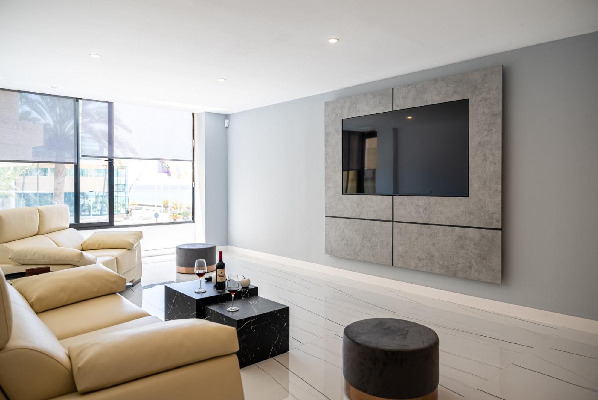 Becky Deluxe 3bd By Hh Apartment *