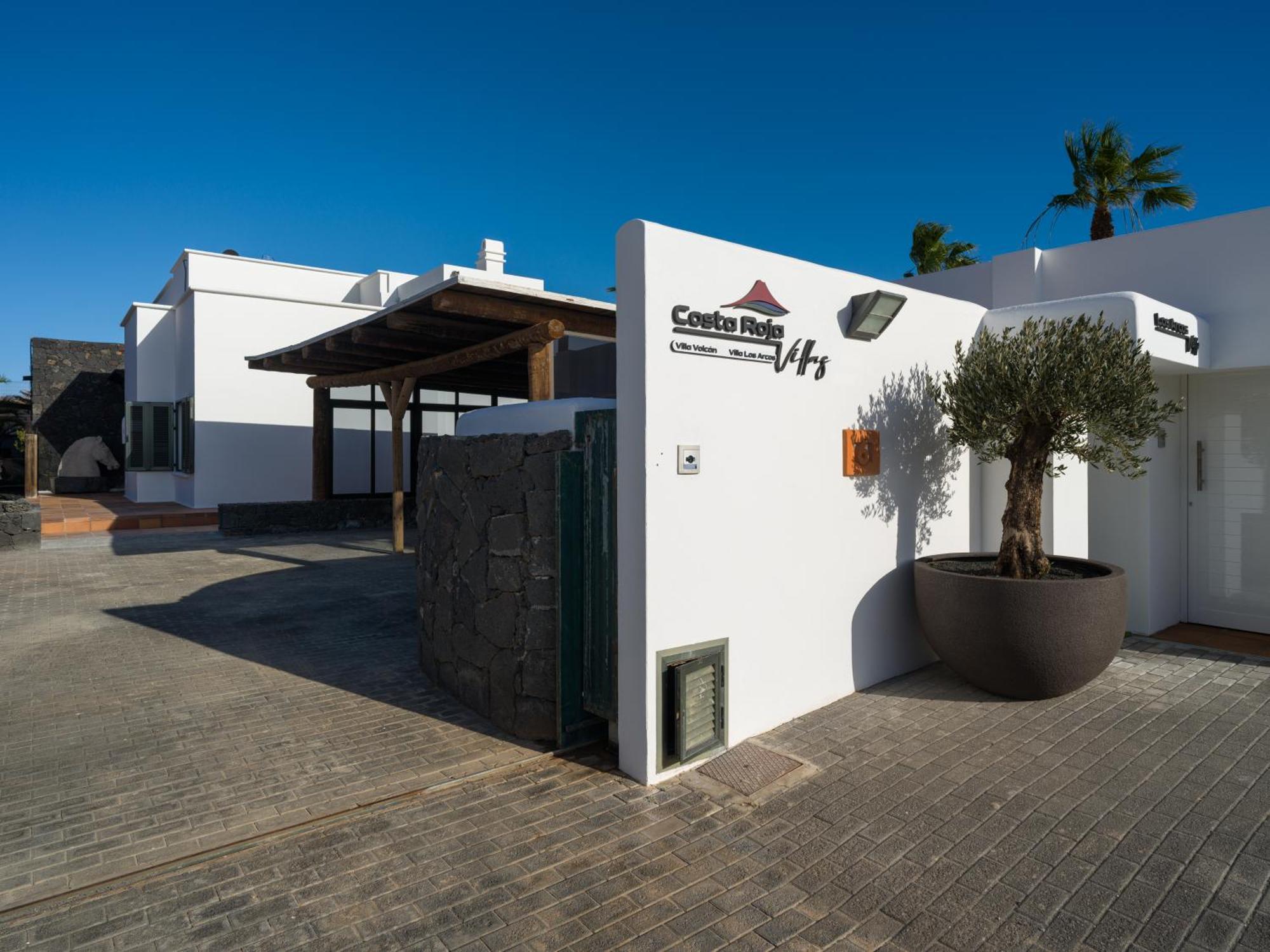 Costa Roja Con Vistas Al Mar, Piscinas, Jacuzzi, Mini Golf Y Padel En Montana Roja * Playa Blanca (Lanzarote)