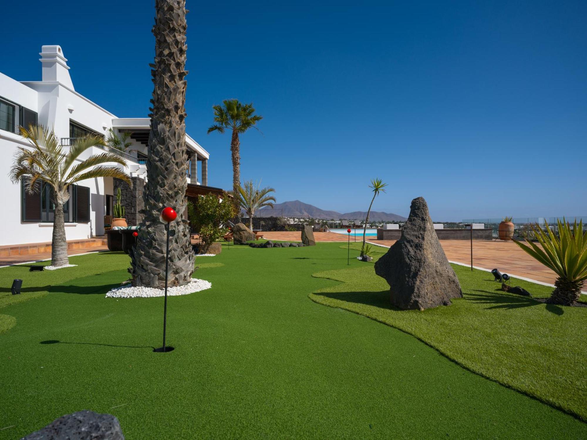 Costa Roja Con Vistas Al Mar, Piscinas, Jacuzzi, Mini Golf Y Padel En Montana Roja Villa *