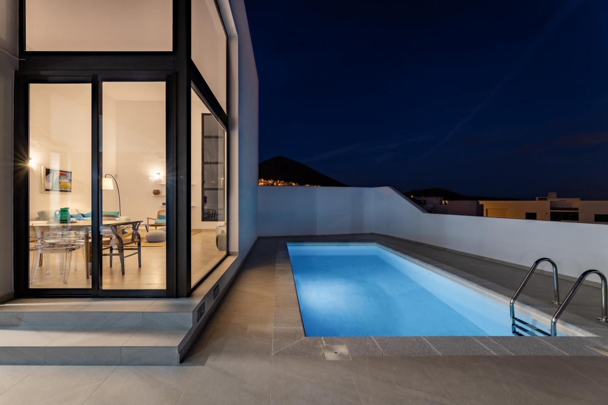 Casahost Fontaine Bleue Villa *