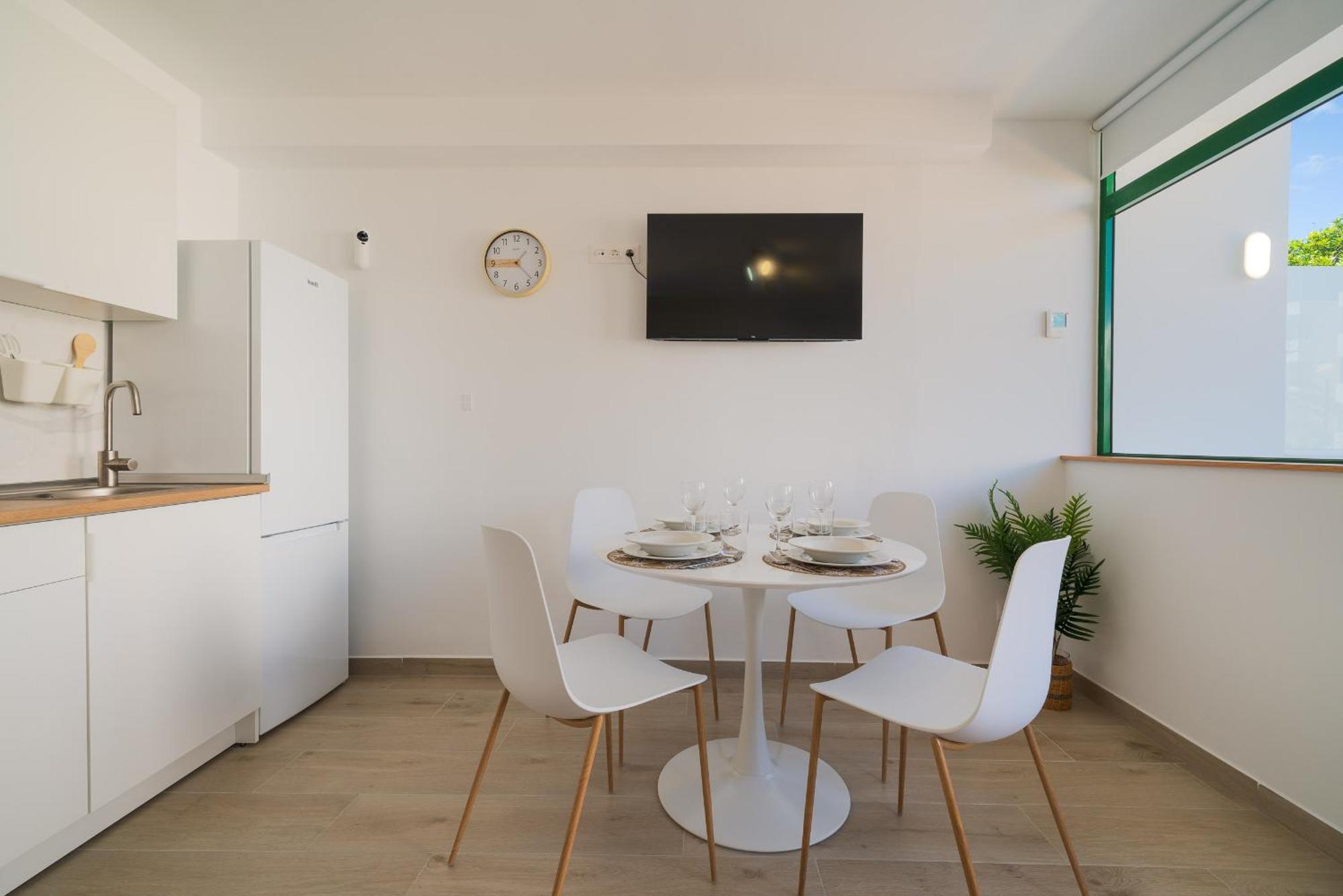 Lanzahost Carmenes Comfort Apartamento