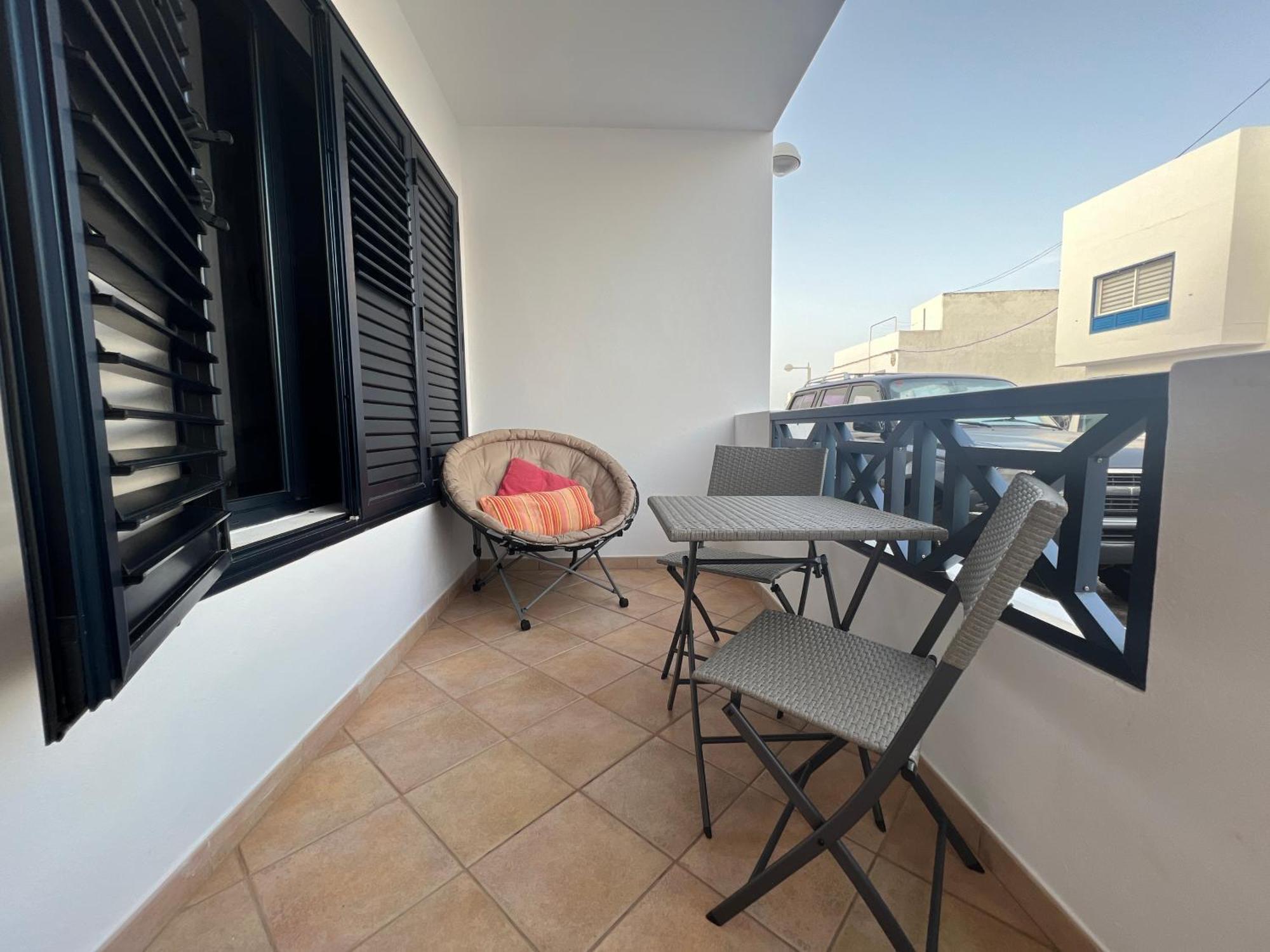 Oasis A 20 M De La Playa