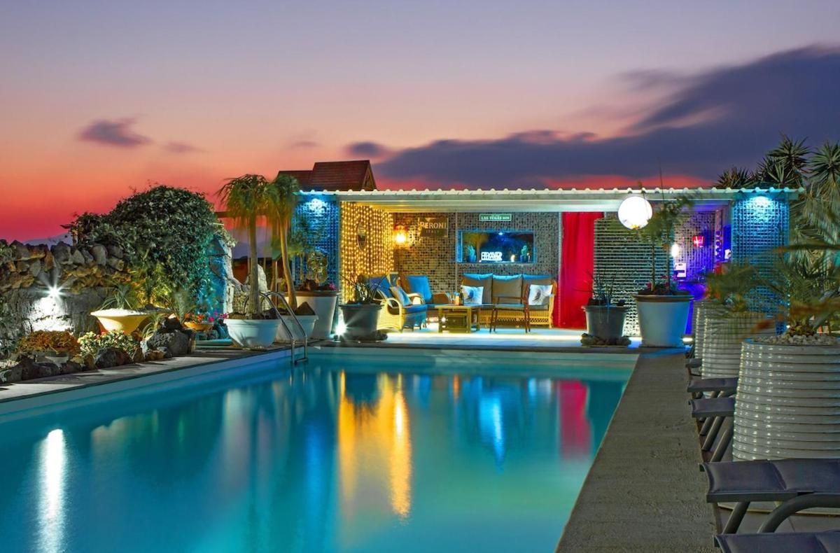 Paraiso By Buenavilla Villa Tias