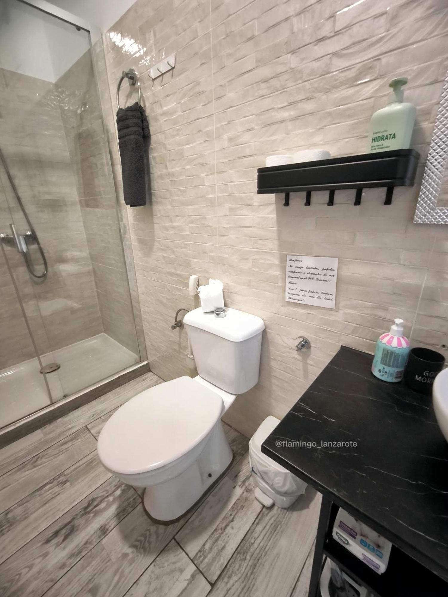 Flamingo, Entrada Privada Y Bano Privado En By Flamingo House, No Fumadores Arrecife (Lanzarote)