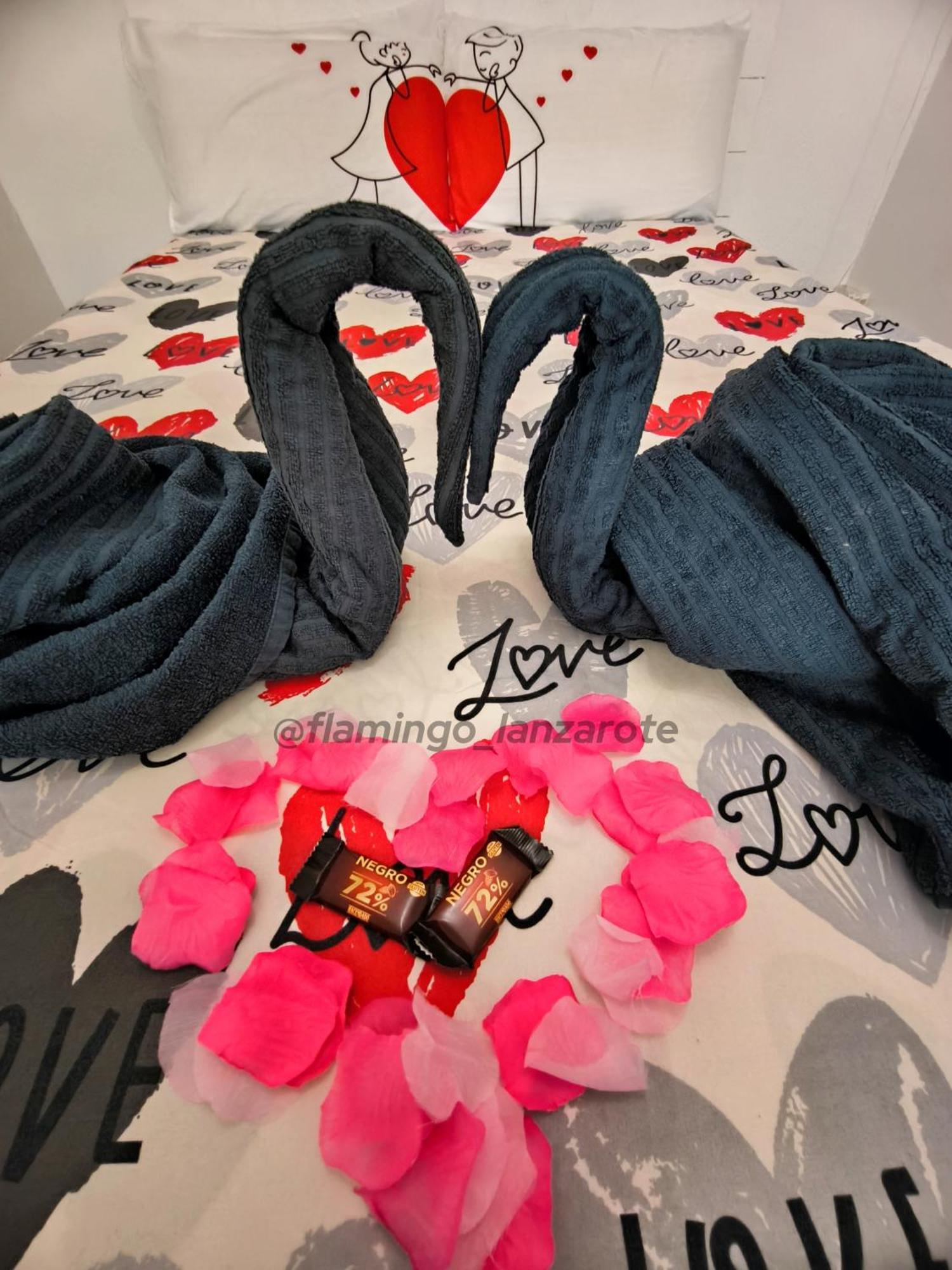 Flamingo With Terrace And Private Bath By Flamingo House *