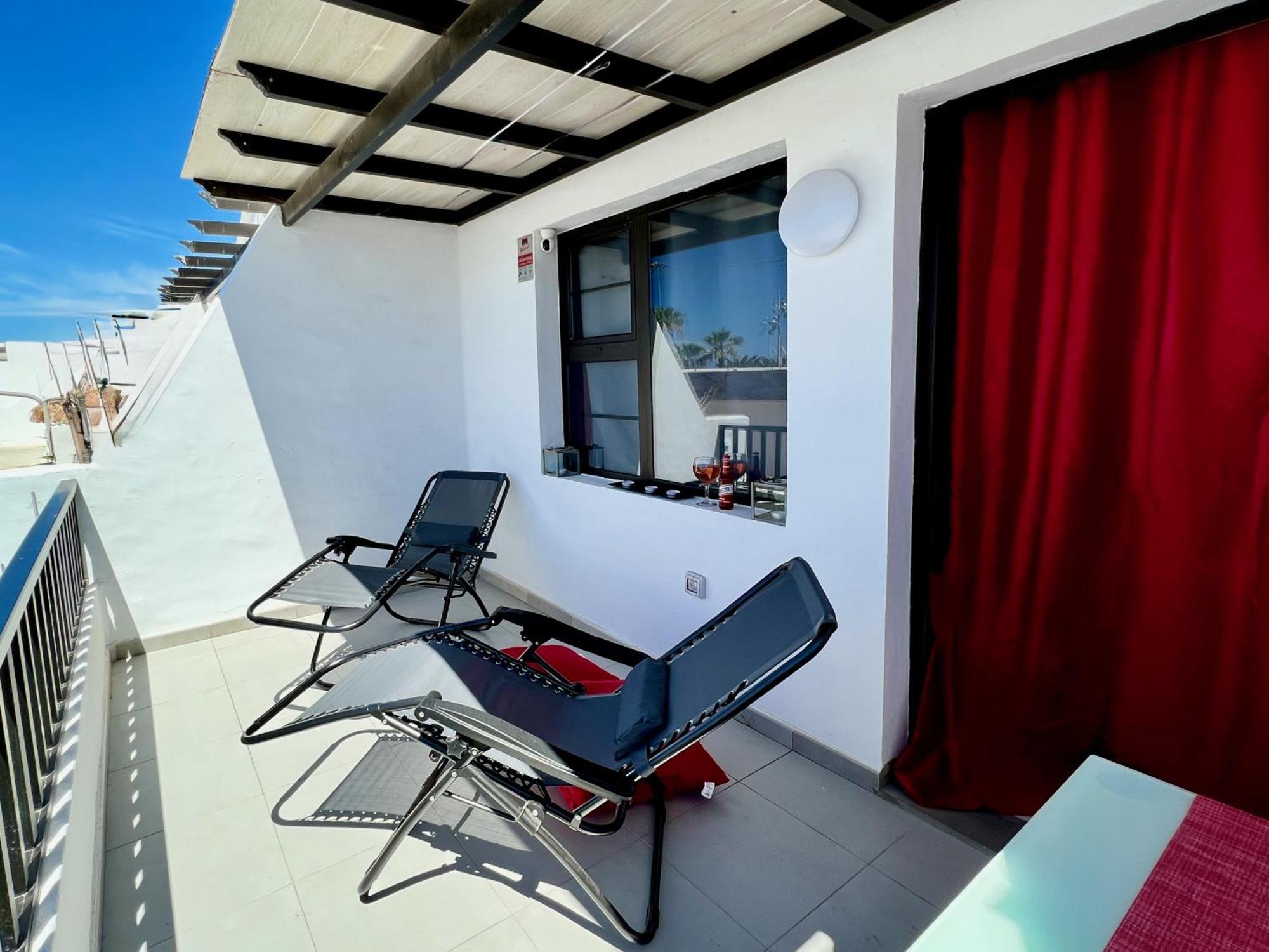 Corallo-50m From The Artdesign Apartamento Puerto del Carmen (Lanzarote)