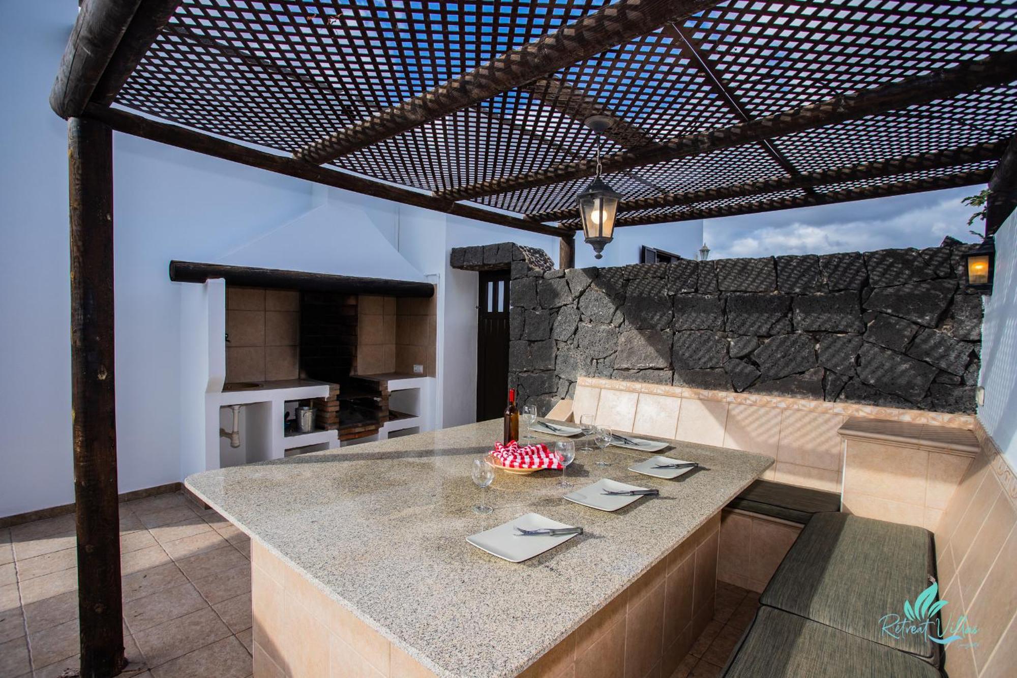 Lima Vesubio Villa *