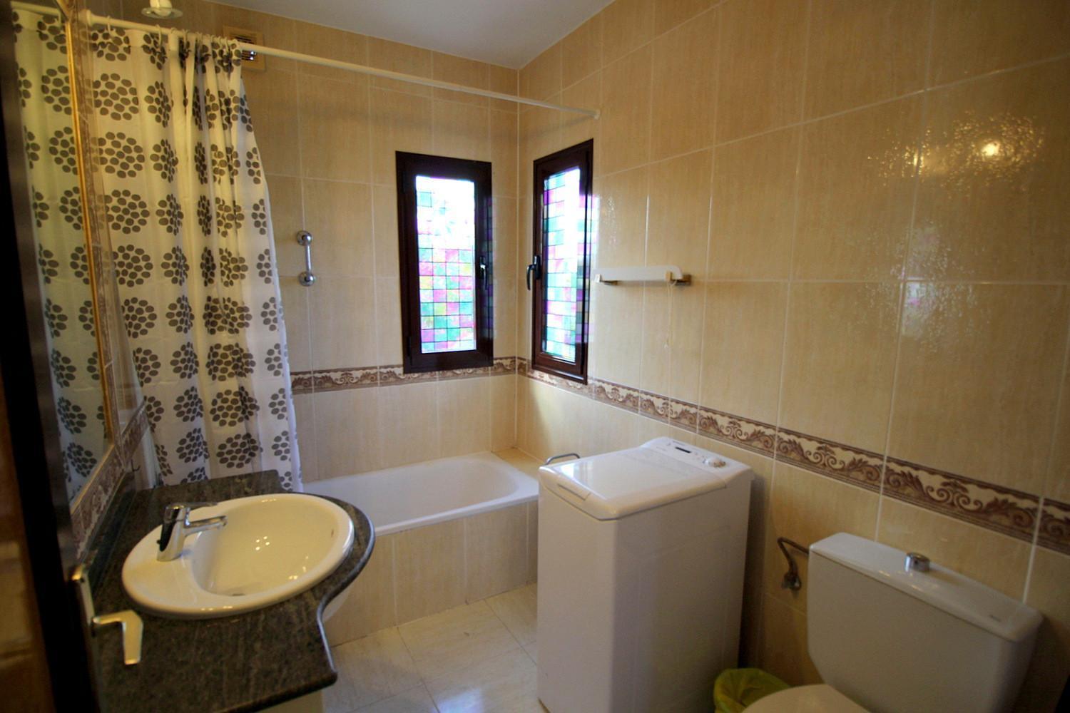 App 8a - Sonniger Balkon, Sehr Ruhig, 180 Cm Bett, 100 M Zum