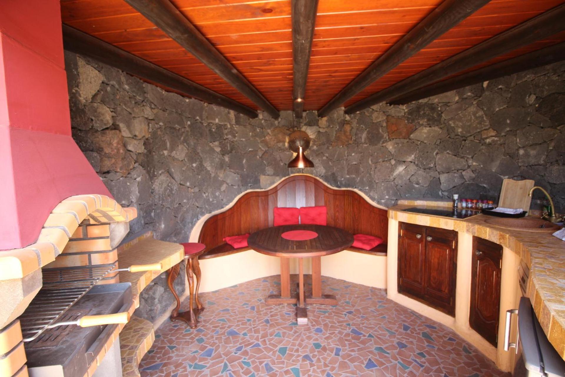 Jurte - Traumhafter Meerblick, Beheizter Pool, Sauna, Billiard, Tischtennis, Garten Apartment *