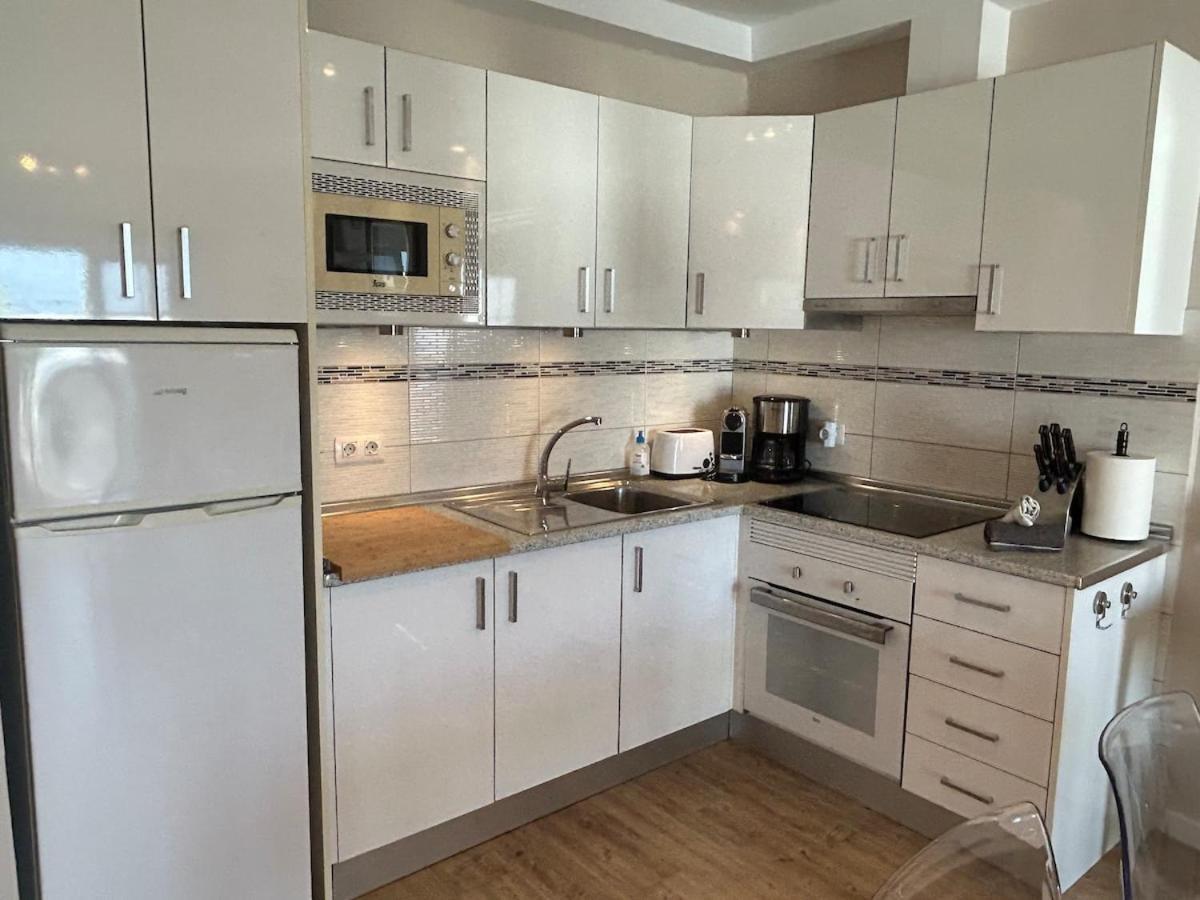 Stunning 2 Bedroom *